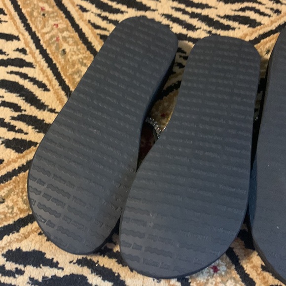 YELLOW BOX BLACK Mellow Mat BEADED Sandals - Picture 5 of 6